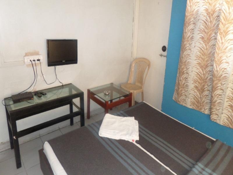Hotel Abhishek Nashik Exterior photo